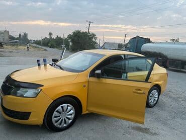 обмен машинами с доплатой: Skoda Rapid: 2015 г., 1.6 л, Автомат, Бензин, Седан — 2