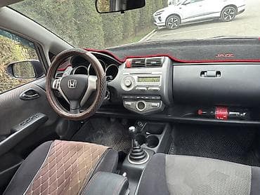 lexus 100: Honda Jazz: 2008 г., 1.4 л, Ручные, Бензин, Хэтчбэк — 6