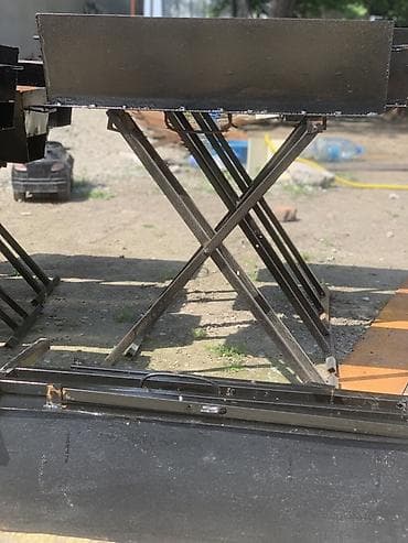 с железными ножками стол: Мангал — 3