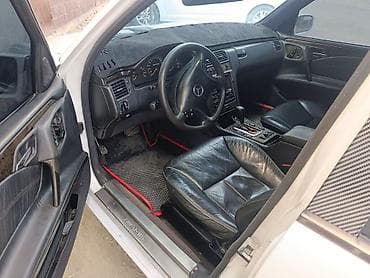 v class аренда: Mercedes-Benz E-Class: 1998 г., Автомат, Бензин, Седан — 3