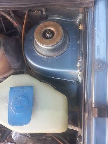 гидравли: Volkswagen Passat: 1991 г., 1.8 л, Механика, Бензин, Универсал — 7
