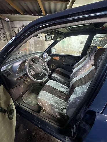 Daihatsu Cuore: 1993 г.