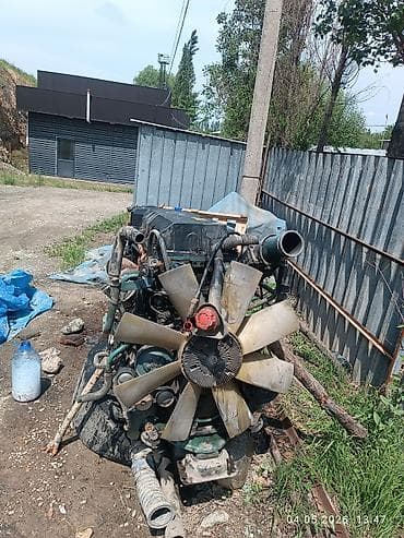 Детали двигателя и моторы в сборе: Двигатель Volvo D13A440 + КПП (в сборе) - Модель двигателя: Volvo — 9