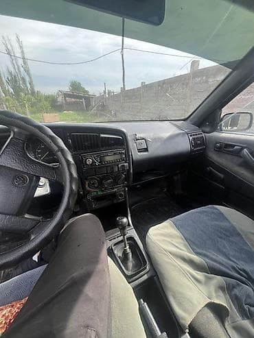 Volkswagen Passat: 1991 г., Механика, Универсал