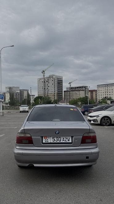 укос травы: BMW 5 series: 2001 г., 2.5 л, Автомат, Бензин, Седан — 4