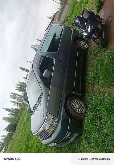 водный катер: Nissan Elgrand: 1998 г., 3.2 л, Автомат, Дизель, Минивэн — 3