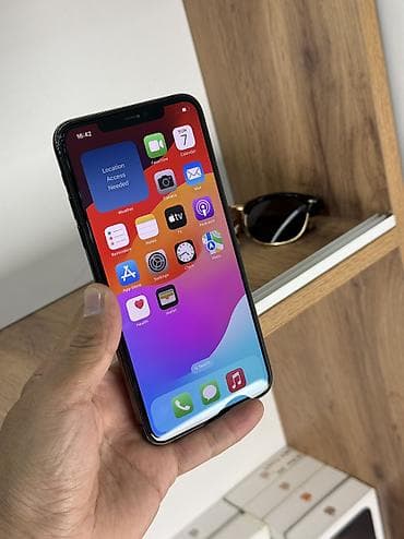 чехии: IPhone 11 Pro Max, Б/у, 256 ГБ, Черный, Защитное стекло, Чехол, Кабель, 100 % — 2