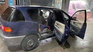 калганы: Toyota Ipsum: 1996 г., 2 л, Автомат, Бензин, Вэн/Минивэн — 6
