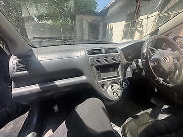 civic: Honda Civic: 2002 г., Автомат, Бензин, Хэтчбэк — 7