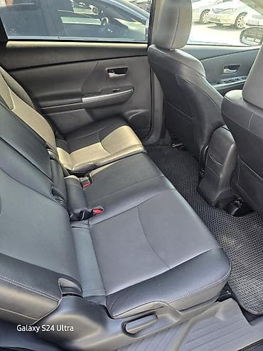 1gr fe: Toyota Prius V: 2012 г., 1.8 л, Гибрид, Минивэн — 5