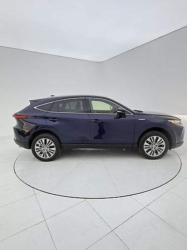 124 дверь: Toyota Venza: 2021 г., 2.5 л, Вариатор, Гибрид, Кроссовер — 1