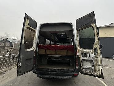 мерс 4 2: Пассажирский микроавтобус Mercedes‑Benz Sprinter (длинная база — 5