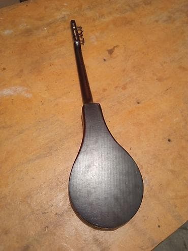 Спорт и хобби: Комуз сатылат срочно!!! Б/У Бир жыл жатты — 2