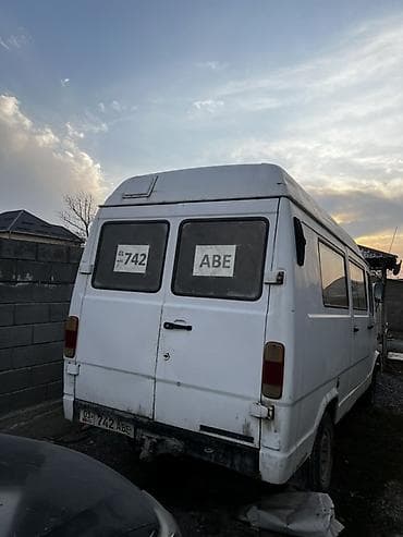 r 16: Mercedes-Benz T1: 1991 г., 3 л, Ручные, Дизель, Фургон — 3