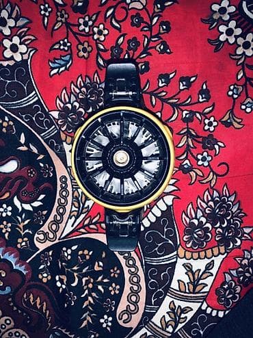 стиральная машина б: Хорошим состояние покупал за 2000 использовал 4 месяцев, не — 1