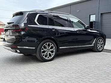 фокус 3: BMW X7: 2023 г., 3 л, Автомат, Бензин, Внедорожник — 4