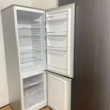 где купить дешевле холодильник: Холодильник Artel, Б/у, Двухкамерный — 3