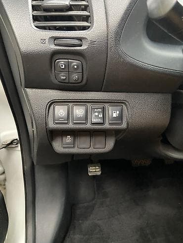 Nissan Leaf: 2015 г., 0.1 л, Автомат, Электромобиль, Хэтчбэк — 7