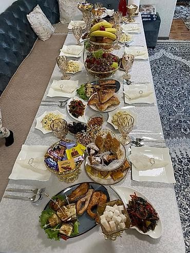 мебель на кухню: Кухонный мягкий уголок, Б/у, Другой материал — 2