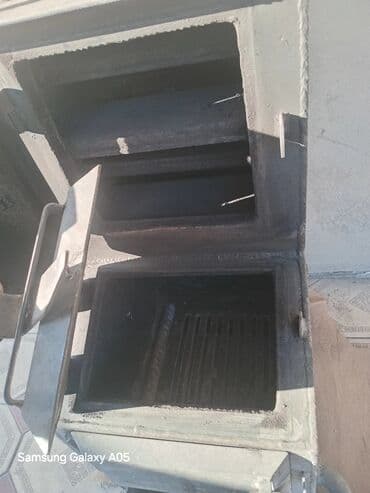 дачный умывальник с подогревом: Твердотопливная металлическая печь с горизонтальным дымоходом - — 2