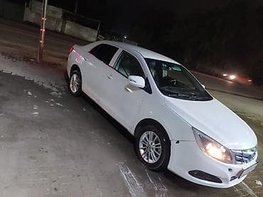 BYD E5: 2017 г., 4.4 л, Автомат, Электромобиль, Седан