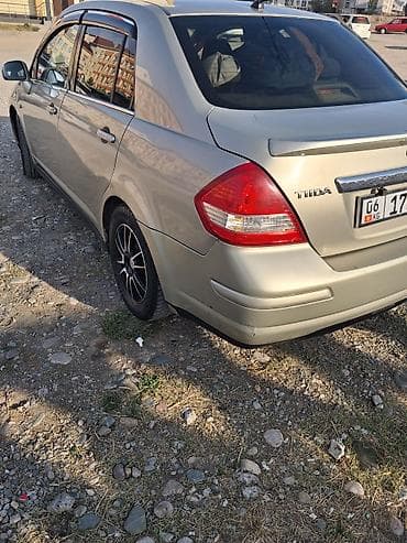 r17 225 65: Nissan Tiida: 2008 г., 1.6 л, Механика, Бензин, Седан — 3