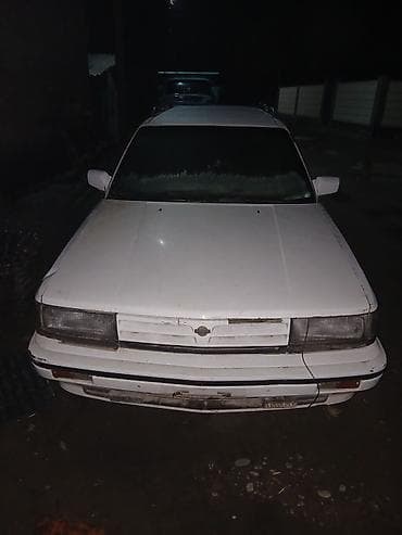 бусик сапок: Белый универсал, 5‑дверный кузов. - Передняя оптика прямоугольная — 1