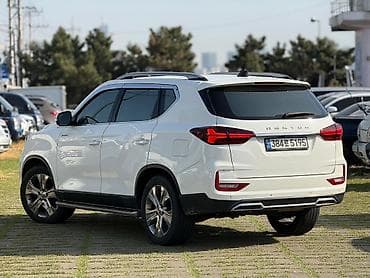 step 2: Ssangyong Rexton: 2021 г., Внедорожник — 4