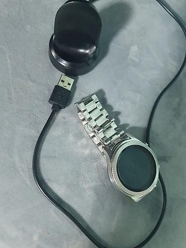Смарт-часы: Samsung Gear S3 Classic с металлическим браслетом и оригинальной — 4