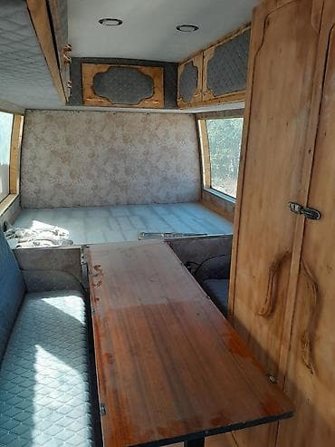 салон гольф 2: Дом на колёсах (кастом-караван/кемпер) – полностью обустроенный жилой — 1