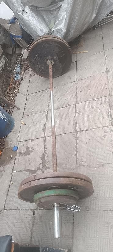 Продаю советскую штангу 115кг в хорошем состоянии. Длина 180см. Блины — 2