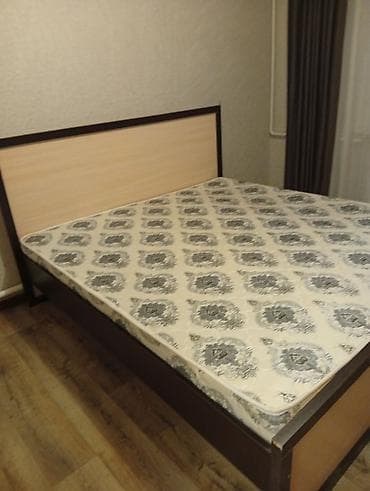 кровать для: Двуспальная кровать с ортопедическим матрасом торг уместен - Размер — 1