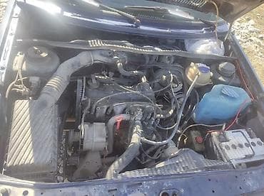 camry 1997: Volkswagen Golf: 1989 г., 1.8 л, Ручные, Бензин, Хэтчбэк — 8