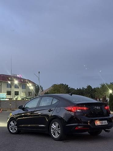 elantra n: Hyundai Elantra: 2019 г., 2 л, Автомат, Бензин, Седан — 2