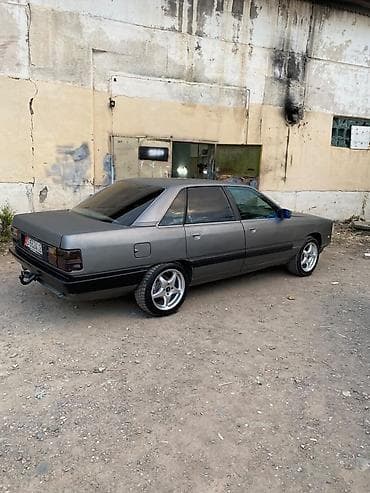 каробка вольво: Audi 100: 1989 г., 2.3 л, Механика, Газ, Седан — 3