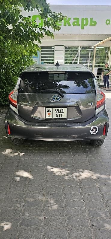 kia 5: Toyota Prius C: 2018 г., 1.5 л, Вариатор, Гибрид, Хэтчбэк — 10