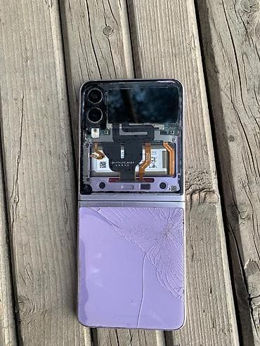 Samsung Galaxy Z Flip 3, 128 ГБ, цвет - Фиолетовый