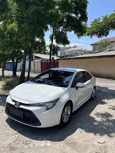 corolla: Toyota Corolla: 2022 г., 1.5 л, Вариатор, Бензин, Седан — 1
