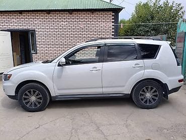 4: Mitsubishi Outlander: 2011 г., 2.4 л, Вариатор, Бензин, Кроссовер — 2