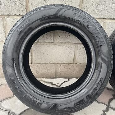 es 200: Шины 235 / 60 / R 18, Лето, Б/у, Легковые, GoodYear — 1