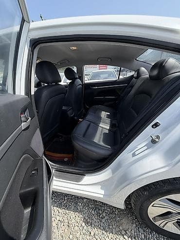 elantra luxe: Hyundai Elantra: 2020 г., 1.6 л, Автомат, Гибрид, Седан — 4