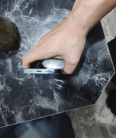 сколько стоит 8 айфон в бишкеке: IPhone 13 Pro, Б/у, 128 ГБ, Серебристый, 82 % — 4