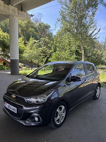 Chevrolet: Chevrolet Spark: 2016 г., 1 л, Вариатор, Бензин, Хэтчбэк — 2