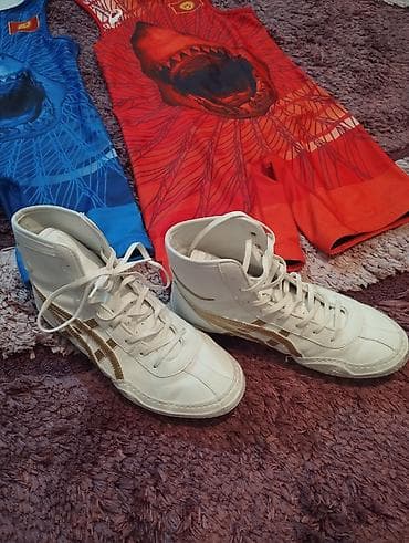 Мужские кроссовки, 38.5, Asics, Новый, цвет - Белый