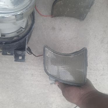 Автокосметика: Комплект передних фар BMW — 3