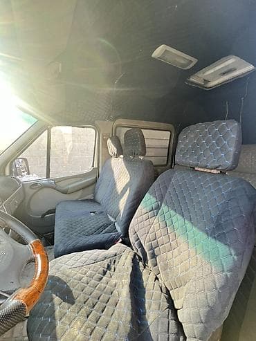 чехлы на минивэн: Mercedes-Benz Спринтер: 2002 г., 2.2 л, Механика, Дизель, Фургон — 1