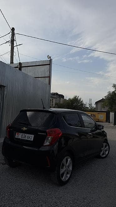 Продажа авто: Chevrolet Spark: 2019 г., 1 л, Автомат, Бензин, Хэтчбэк — 4