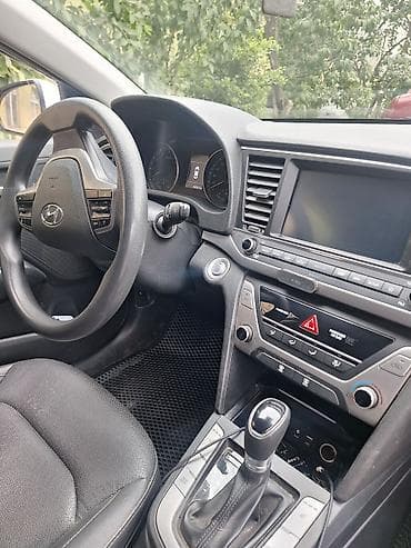 devo matiz: Hyundai Avante: 2018 г., 1.6 л, Автомат, Бензин, Седан — 8