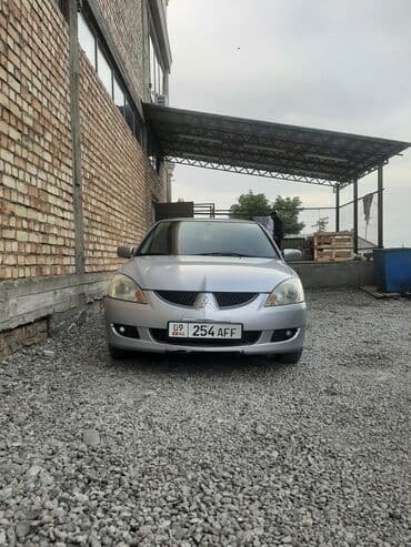 хундай гетс капот: Серебристый универсал компакт-класса. Основные характеристики и — 2