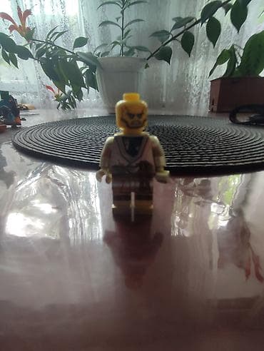 Детский мир: Фигурка LEGO — ниндзя в золотых доспехах (серия NINJAGO). - — 2